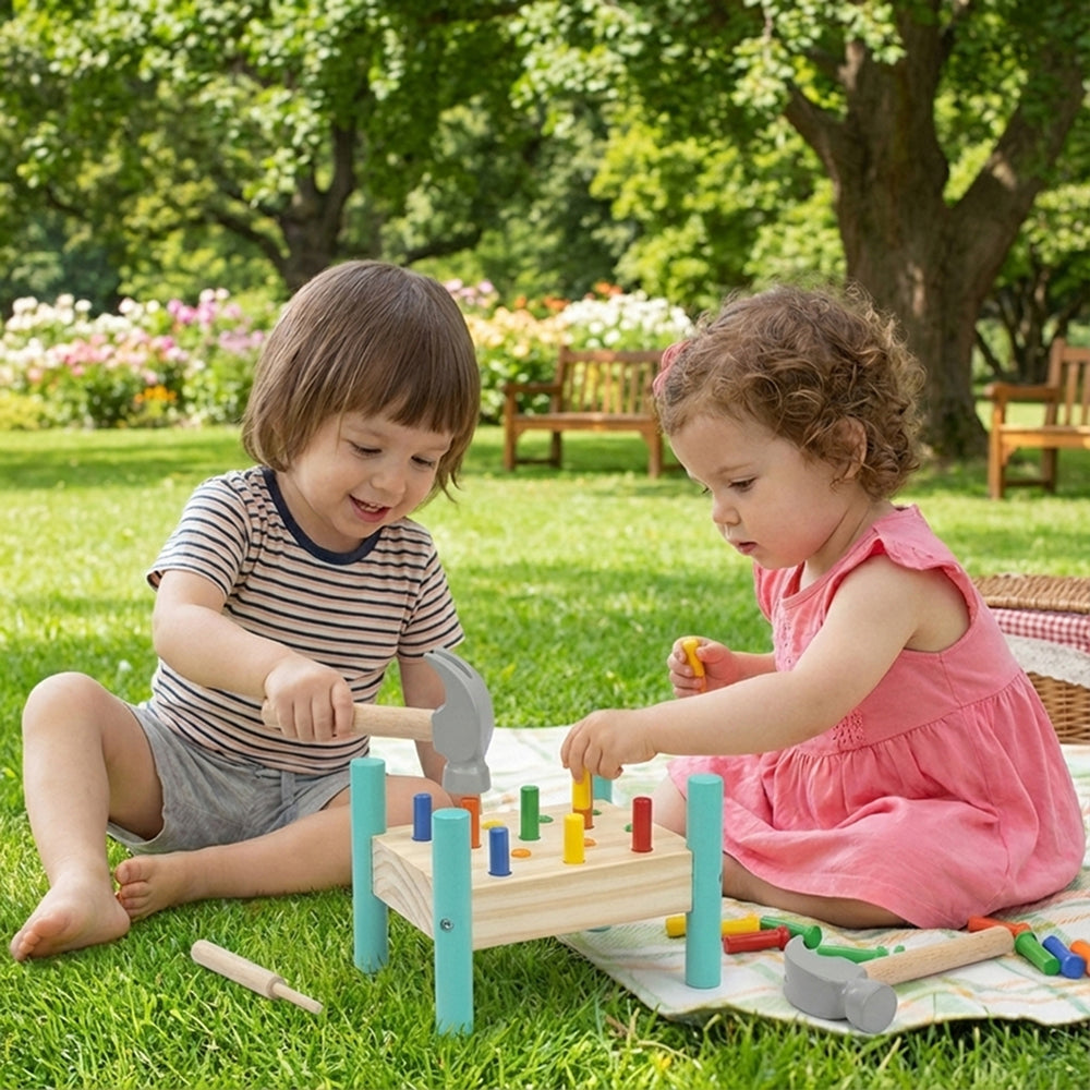 Drvena igra čavlićima i čekićem | NailPlay